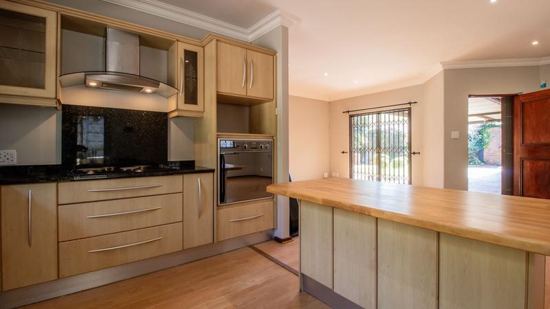 4 Bedroom Property for Sale in Kenridge Western Cape